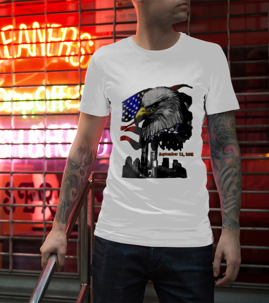 September 11 2001 Twin Towers New York Skyline Crying Bald Eagle American Flag T-Shirt