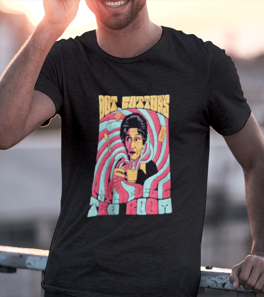 Dot Cotton's Psychedelic Tea Room Eastenders Retro Swirl T-Shirt