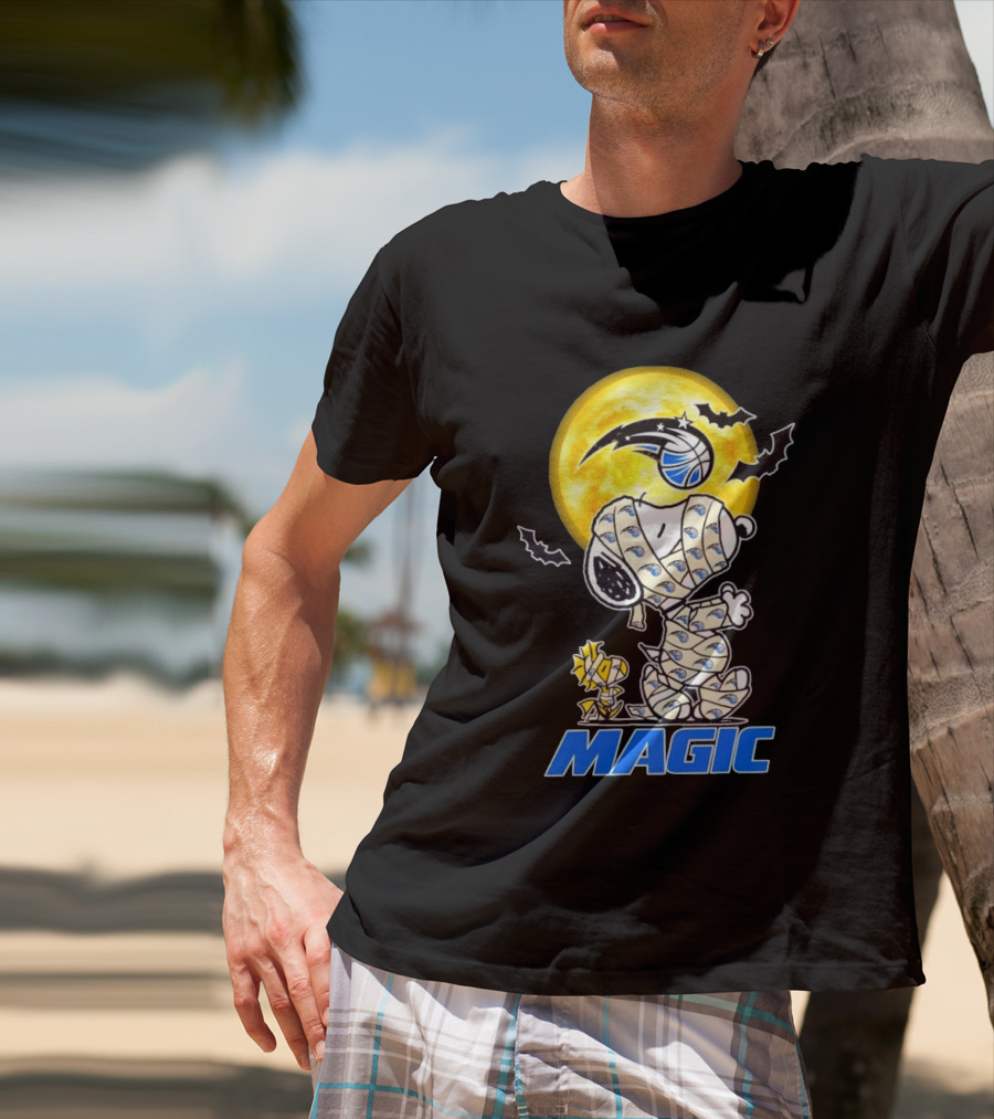 Orlando Magic Snoopy Woodstock Halloween Mummy Cosplay With Moon And Bats T-Shirt