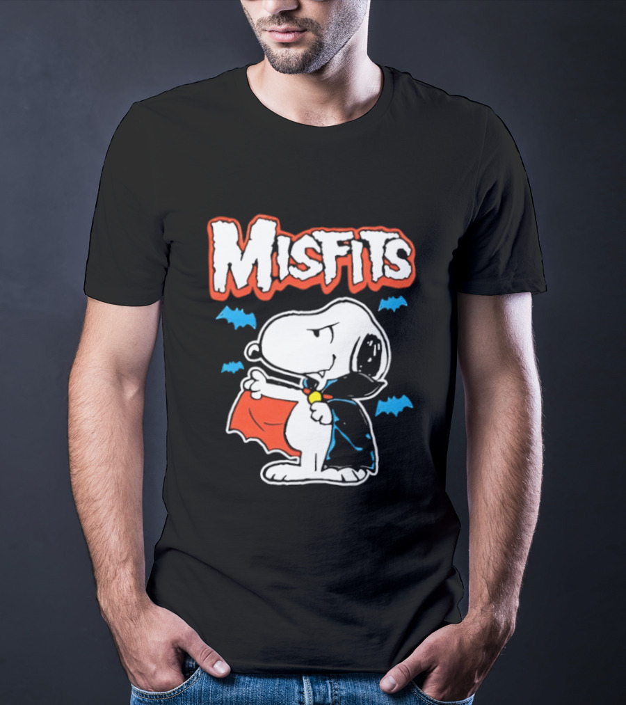 Misfits Snoopy Vampire Halloween Blue Bats Cloak T-Shirt