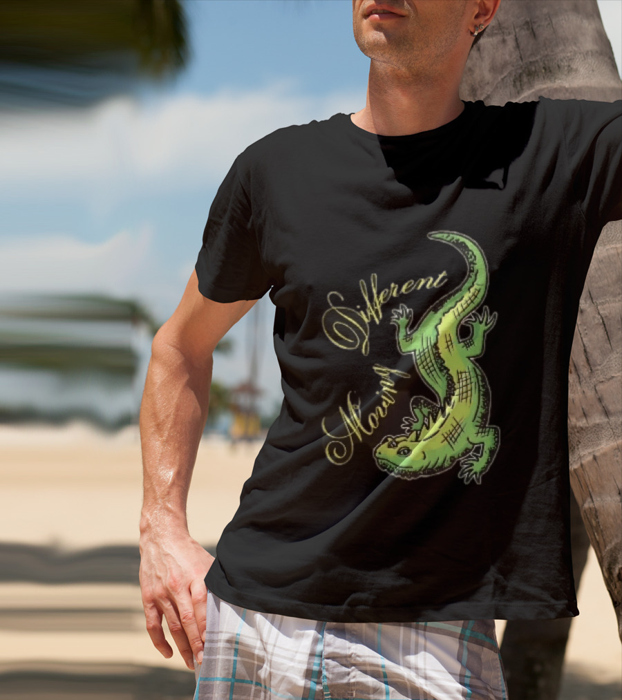 Different Moving Green Lizard Iguana Line Sketch T-Shirt