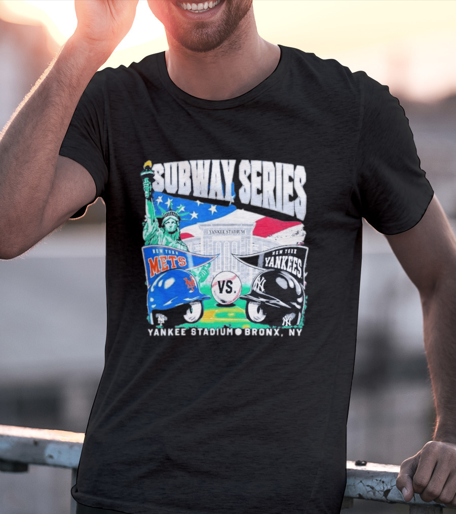 Subway Series Yankee Stadium Bronx NY Mets Yankees Statue Of Liberty T-Shirt