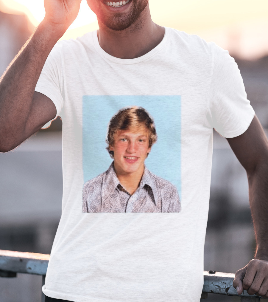 Awesome Matthew McConaughey High School Photo Retro Vibe T-Shirt