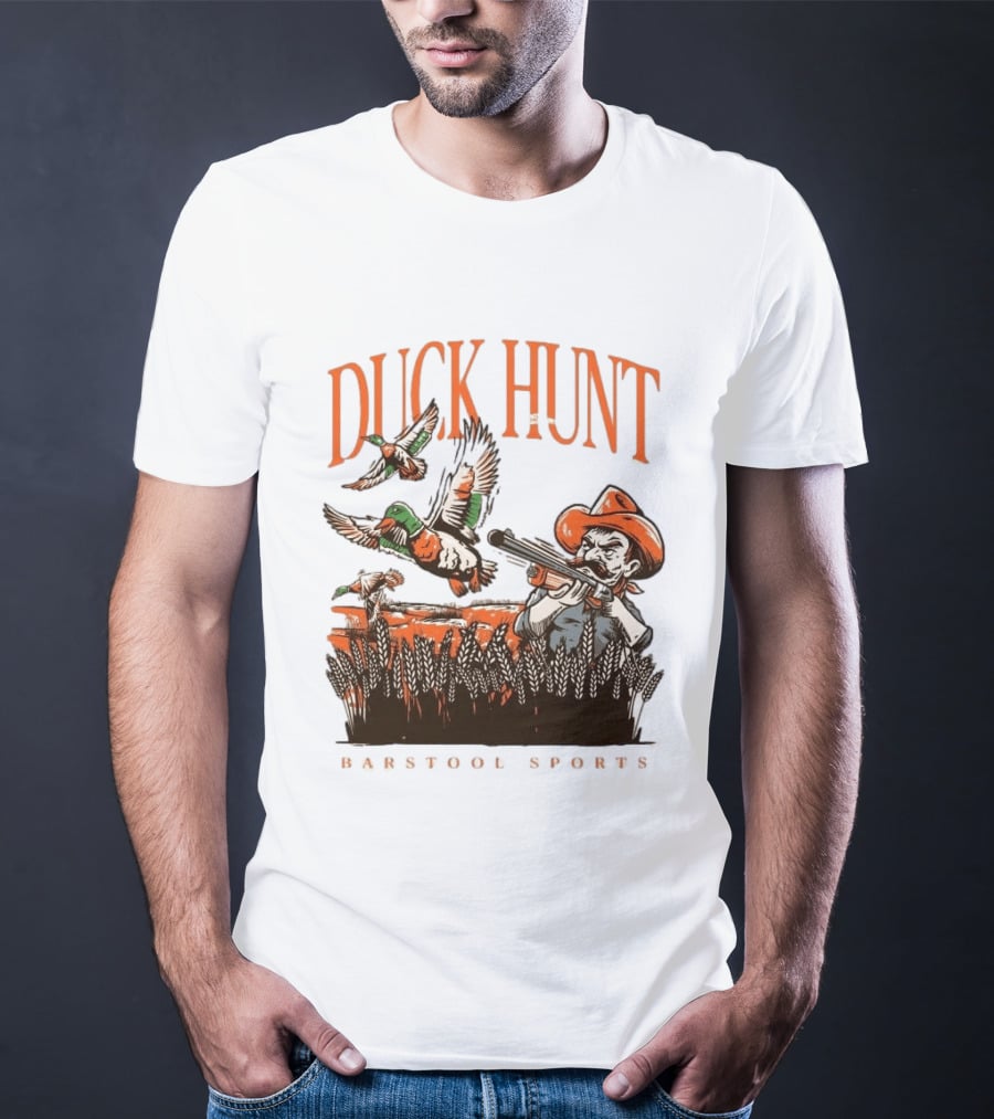 Duck Hunt Barstool Sports Vintage Hunting Scene T-Shirt