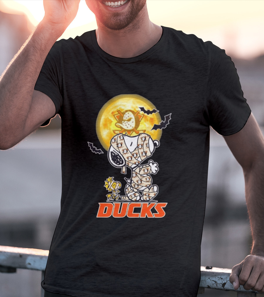 Anaheim Ducks X Snoopy And Woodstock Cosplay Mummy Halloween T-Shirt