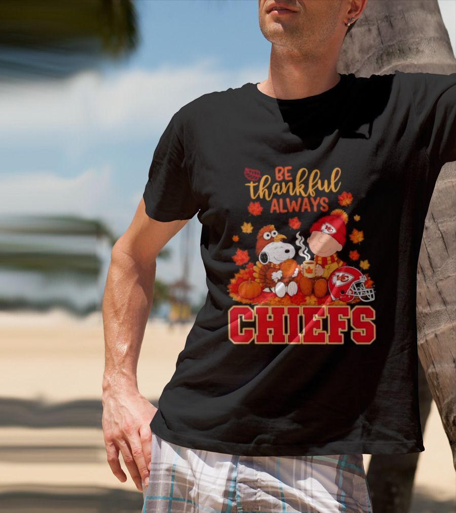 Be Thankful Always Snoopy Charlie Brown Chiefs Fall Leaves T-Shirt
