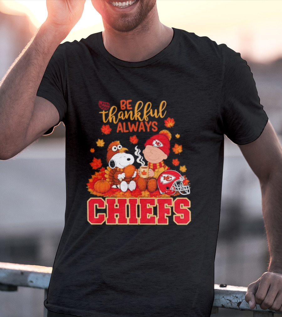 Be Thankful Always Snoopy Charlie Brown Chiefs Fall Leaves T-Shirt