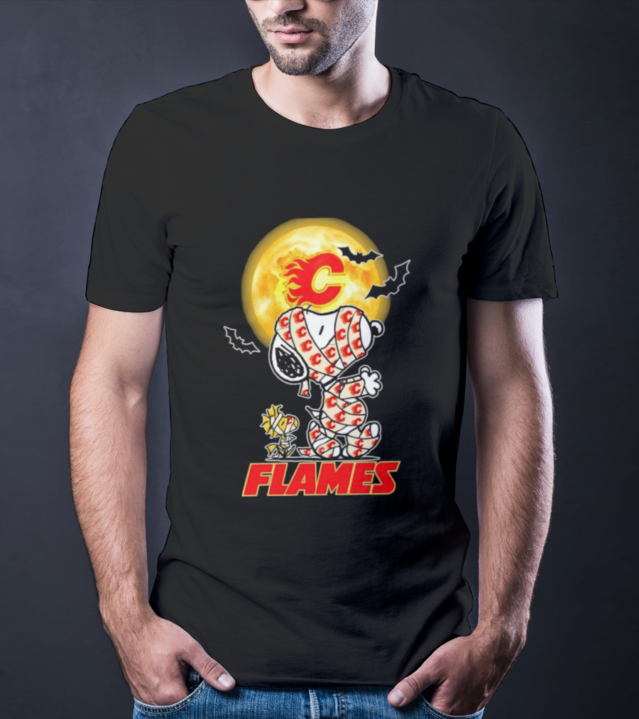Flames Halloween Snoopy Woodstock Mummy Cosplay Calgary C Bat Moon T-Shirt