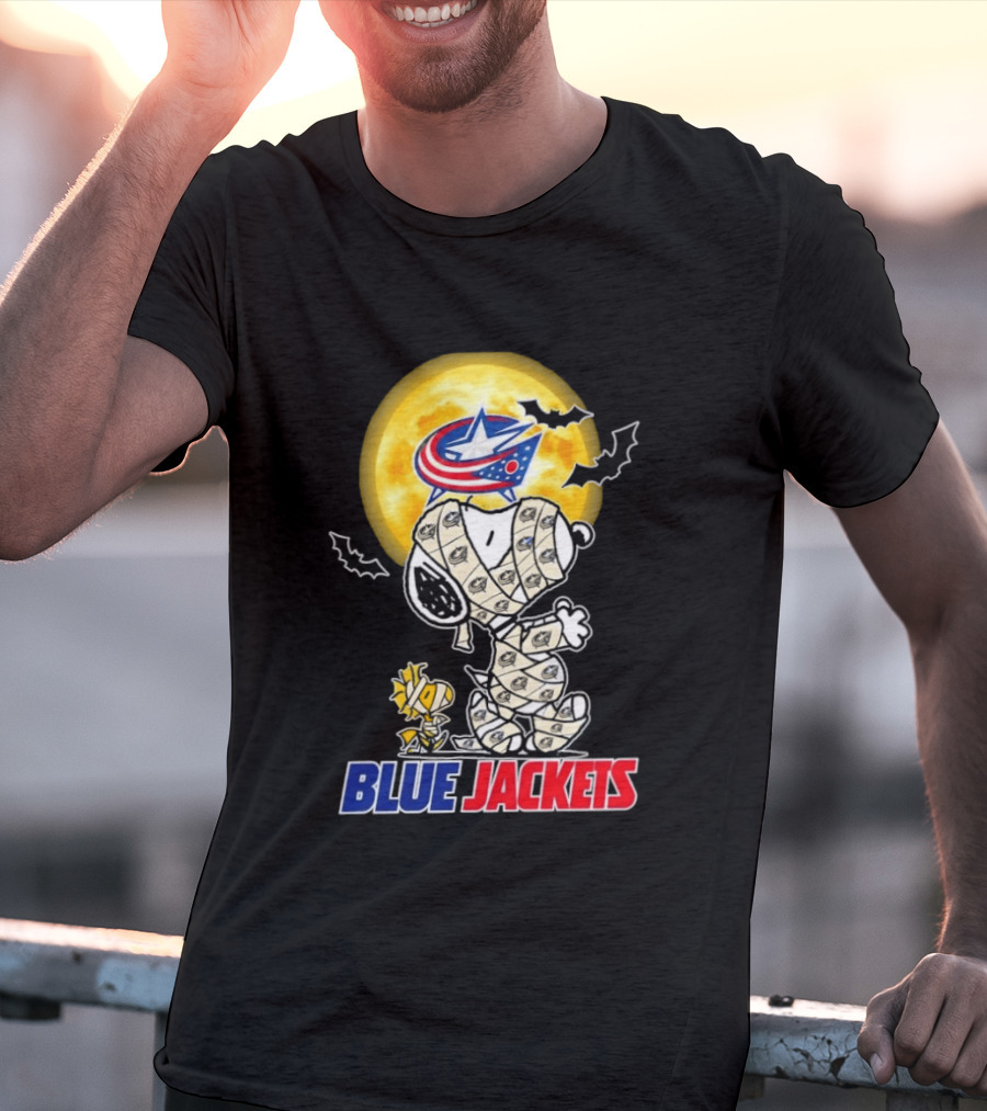 Columbus Blue Jackets Snoopy Woodstock Mummy Halloween Moon T-Shirt