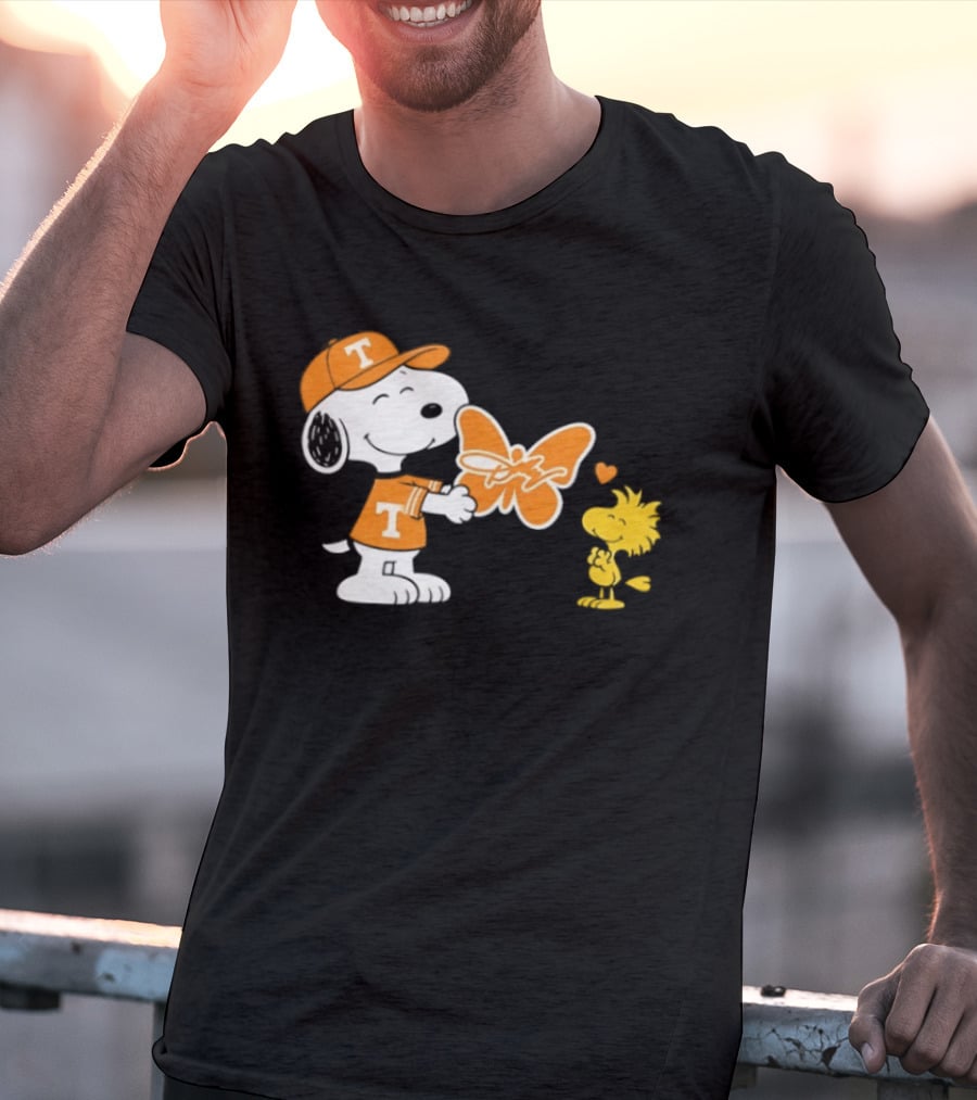 Snoopy Tennessee Volunteers Dolly Parton Woodstock Butterfly T-Shirt