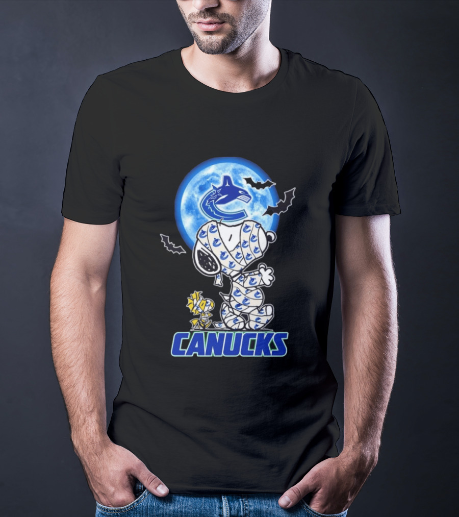 Vancouver Canucks Snoopy And Woodstock Mummy Halloween T-Shirt