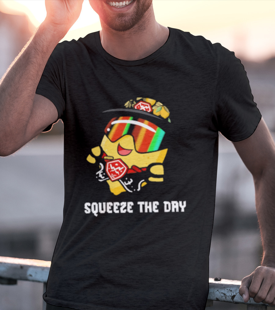 Lemon Guy Squeeze The Day Sunglasses Cool Vibe T-Shirt