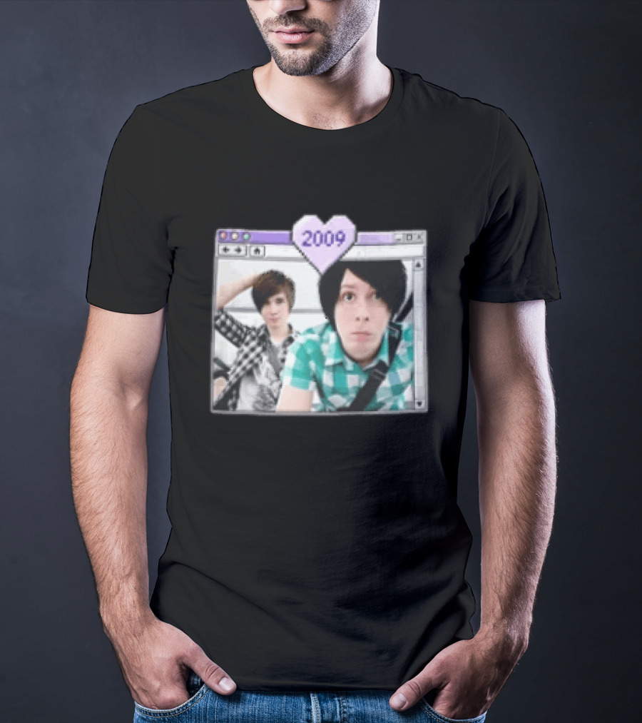 2009 Pixel Heart Icon Dan Howell Phil Lester In Computer Window T-Shirt