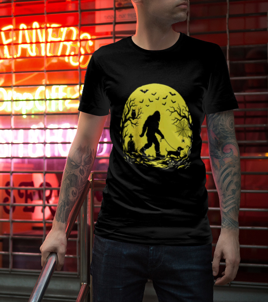 Bigfoot Walking Dachshund Under Full Moon Halloween Night T-Shirt
