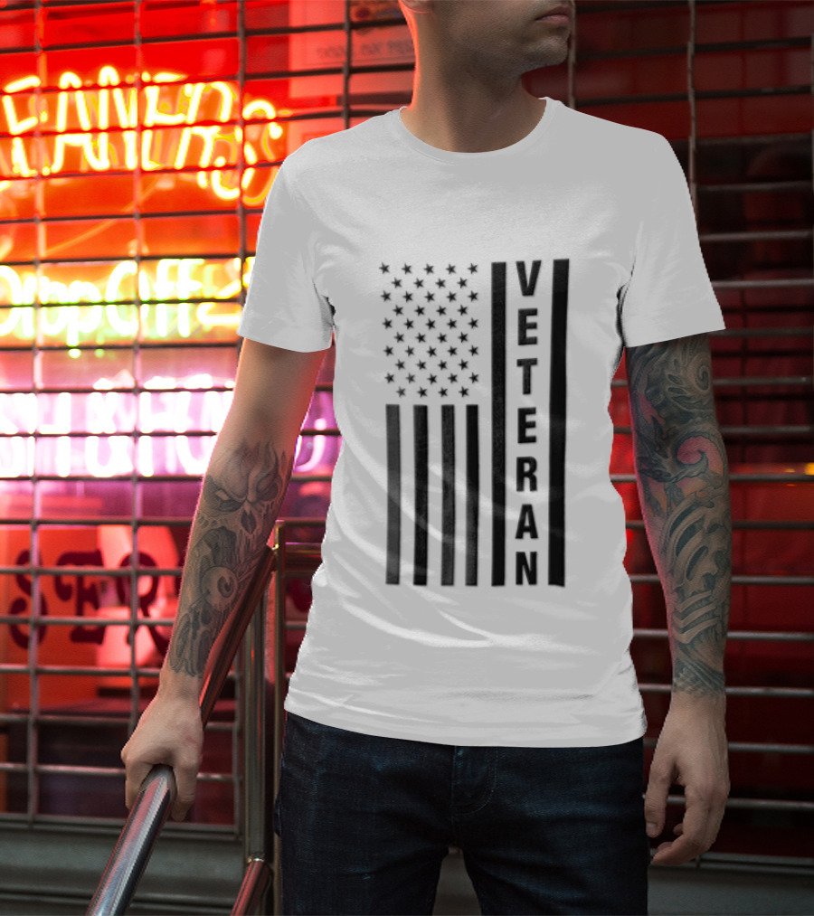 Veteran Vertical Monochrome US Flag Black Stars Stripes T-Shirt