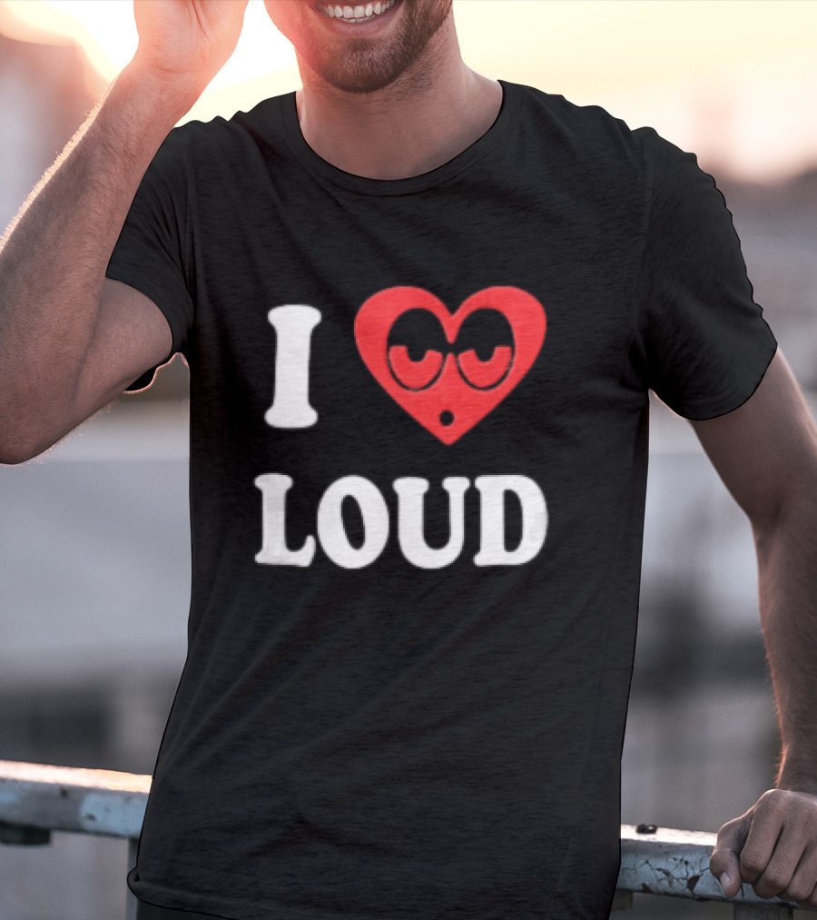 I Love Loud Red Heart Droopy Eyes Cartoon T-Shirt