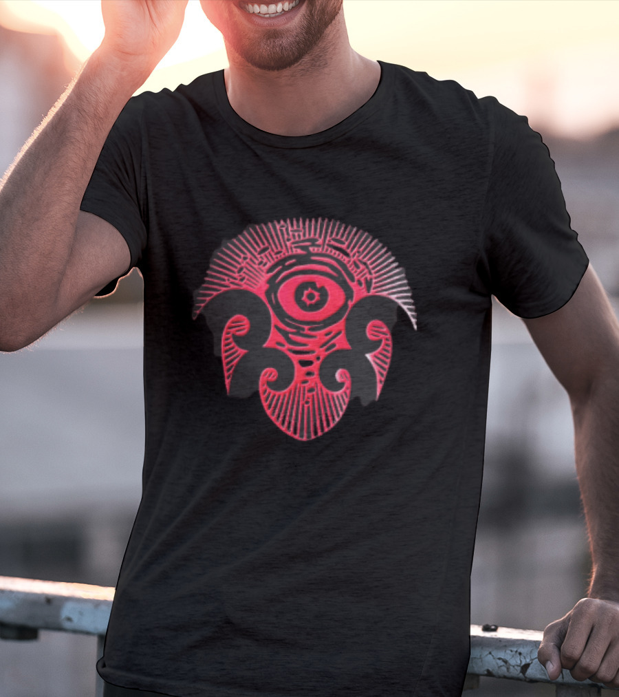 Red Mystical All Seeing Eye Sunburst Rays T-Shirt