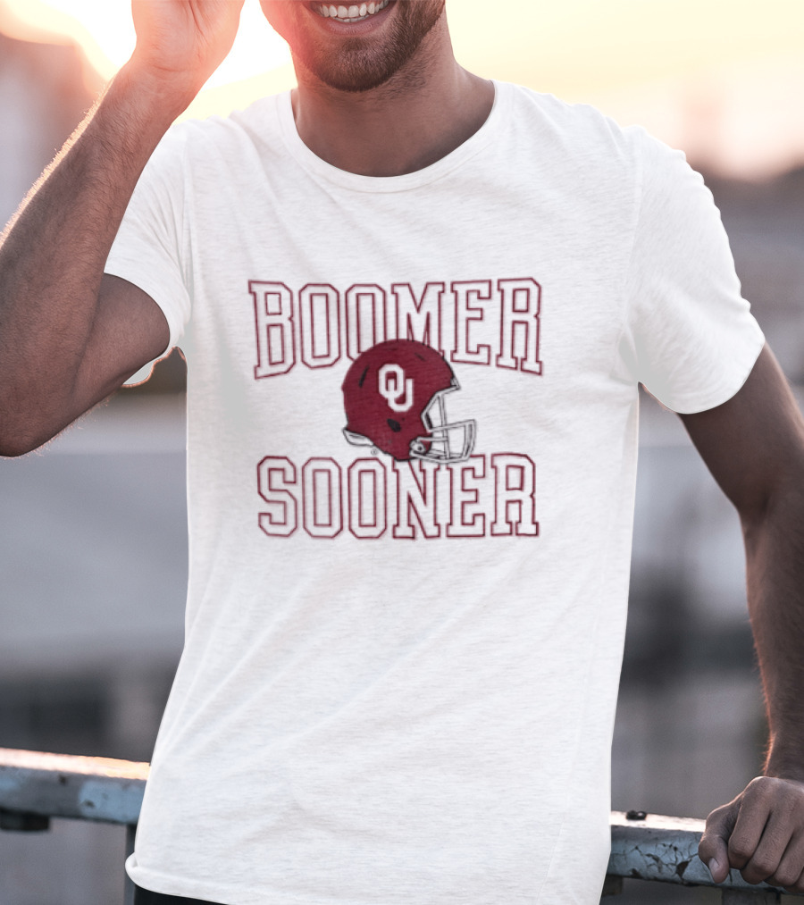 Boomer Sooner Oklahoma Sooners Red Football Helmet T-Shirt