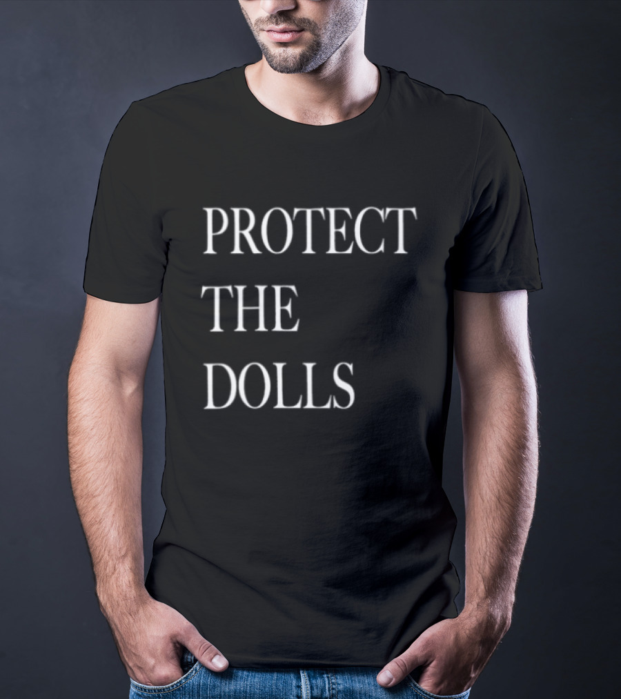 Mac Cosmetics Viva Glam Conner Ives Protect The Dolls T-Shirt