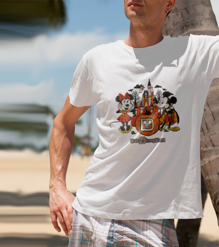 Walt Disney World Halloween Minnie Mouse Mickey Castle Pumpkin T-Shirt