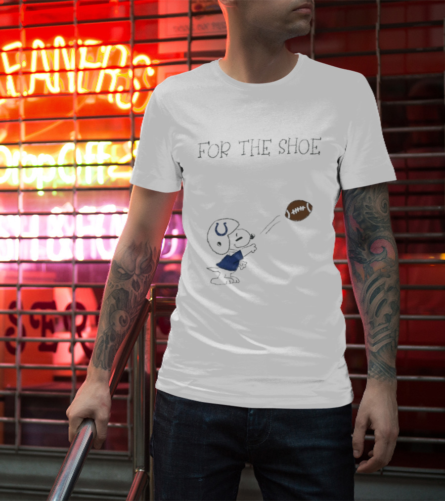 Snoopy Indianapolis Colts For The Shoe Football Sports Fans T-Shirt