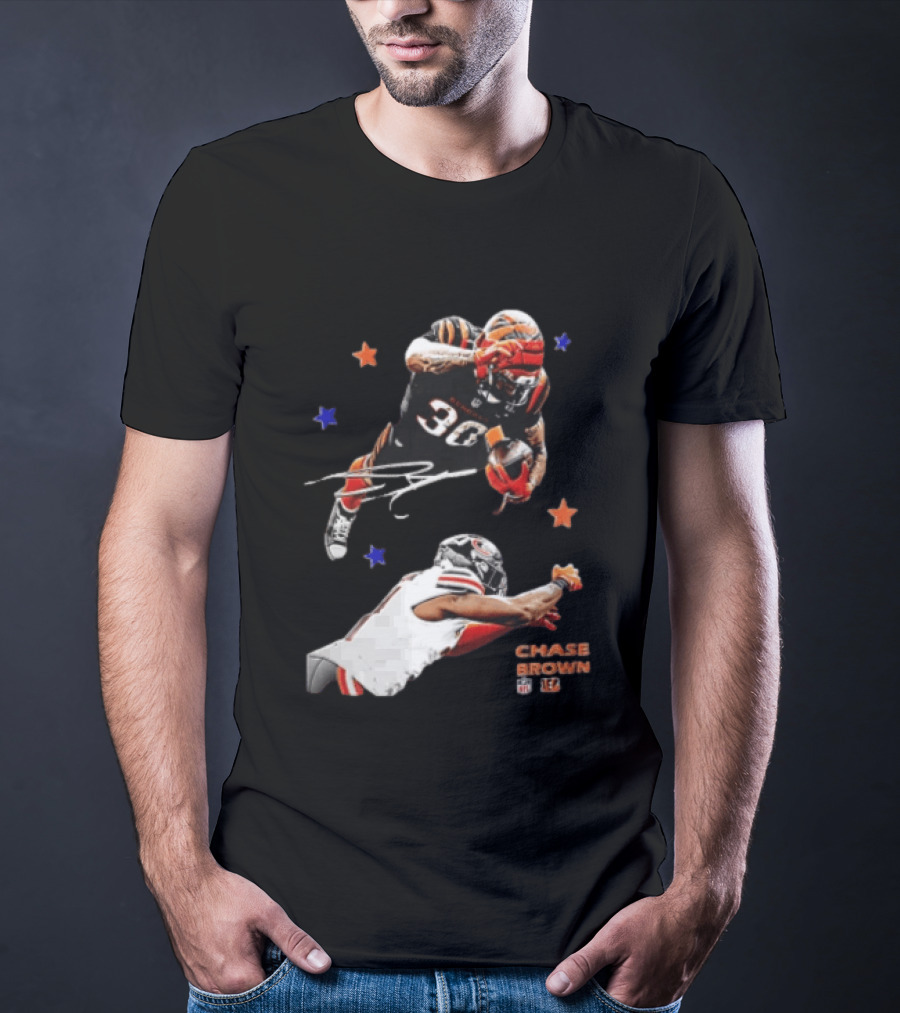 Cincinnati Bengals Chase Brown 30 Running Football Player With Stars T-Shirt