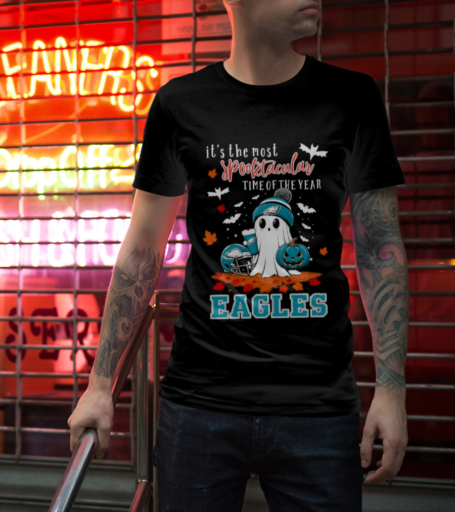 Philadelphia Eagles Spooktacular Halloween Ghost With Pumpkin And Helmet T-Shirt