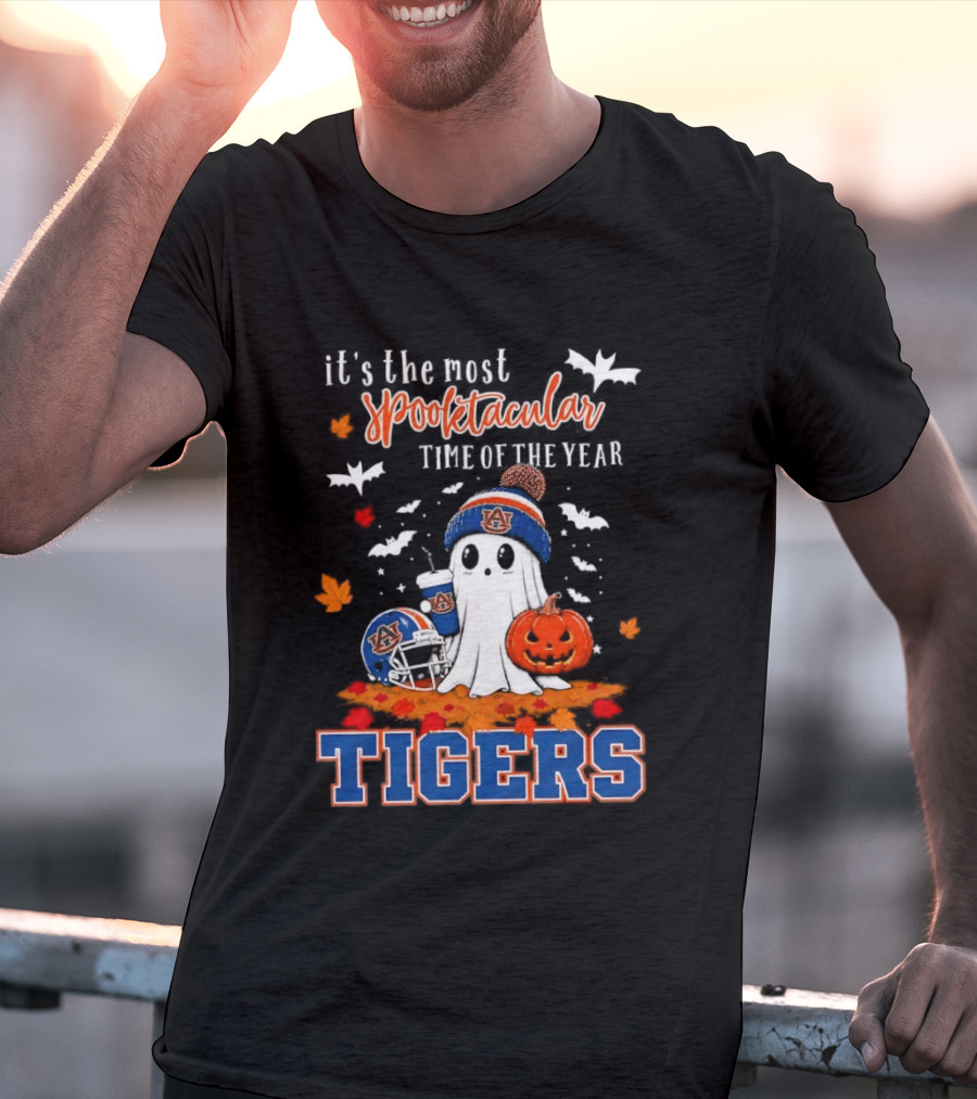 It's The Most Spooktacular Time Of The Year Tigers Halloween Ghost Pumpkins T-Shirt