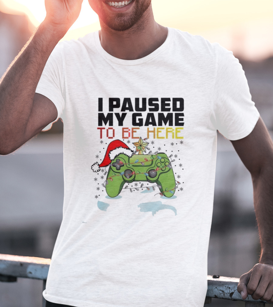 I Paused My Game To Be Here Christmas Gamer Controller Holiday Lights Santa Hat T-Shirt