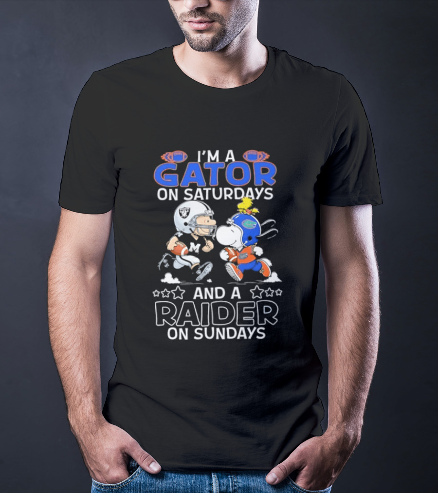 Snoopy And Charlie Brown I'm A Gator On Saturdays And A Raider On Sundays Football Fun Fan Gear T-Shirt