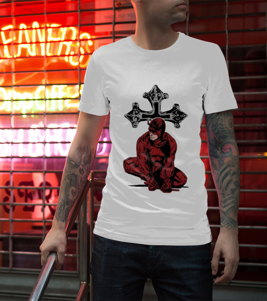 Daredevil Crouching Matt Murdock With Cross Marvel T-Shirt
