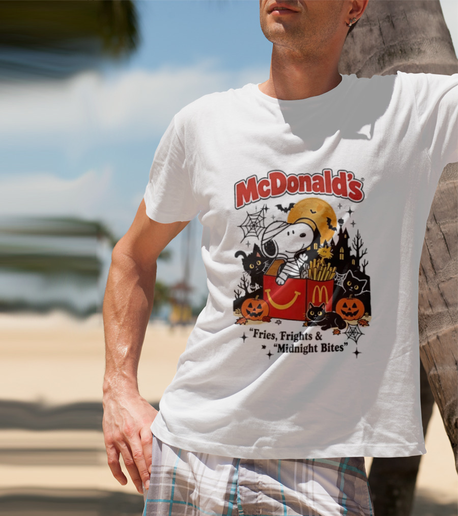 Snoopy McDonald's Halloween Fires Frights Midnight Bites Pumpkin Black Cat Moon T-Shirt