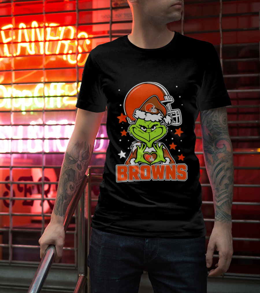 Grinch Heart Love Cleveland Browns Christmas Football T-Shirt