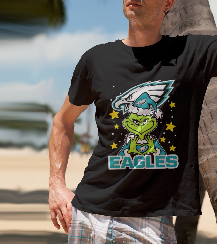 Philadelphia Eagles Christmas Grinch Heart Love T-Shirt