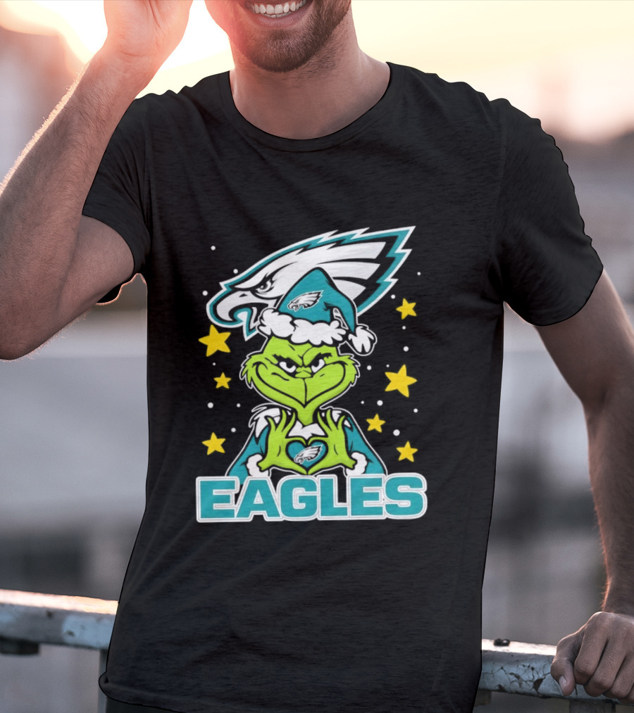 Philadelphia Eagles Christmas Grinch Heart Love T-Shirt