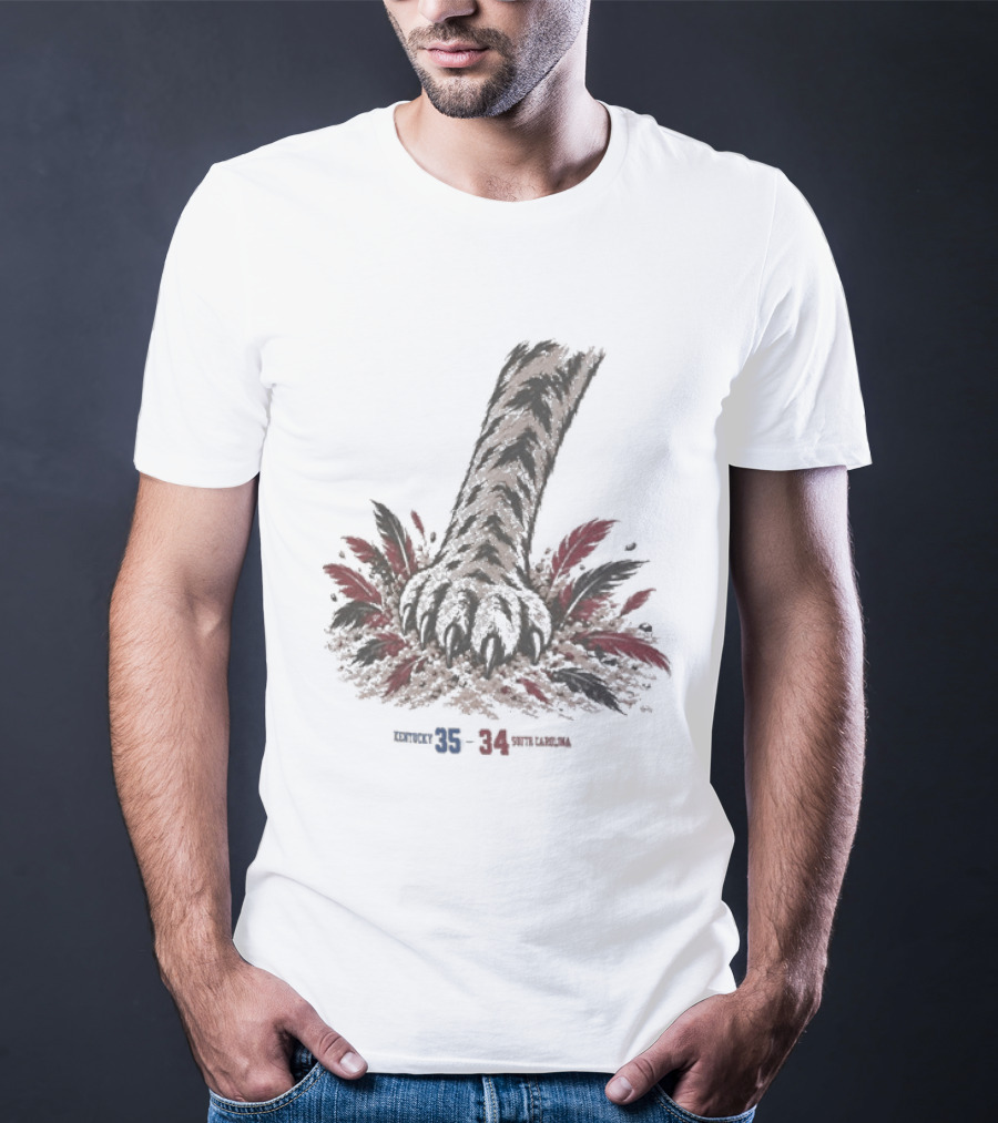 Kentucky Wildcats 35 34 South Carolina Gamecocks Claw And Feathers T-Shirt