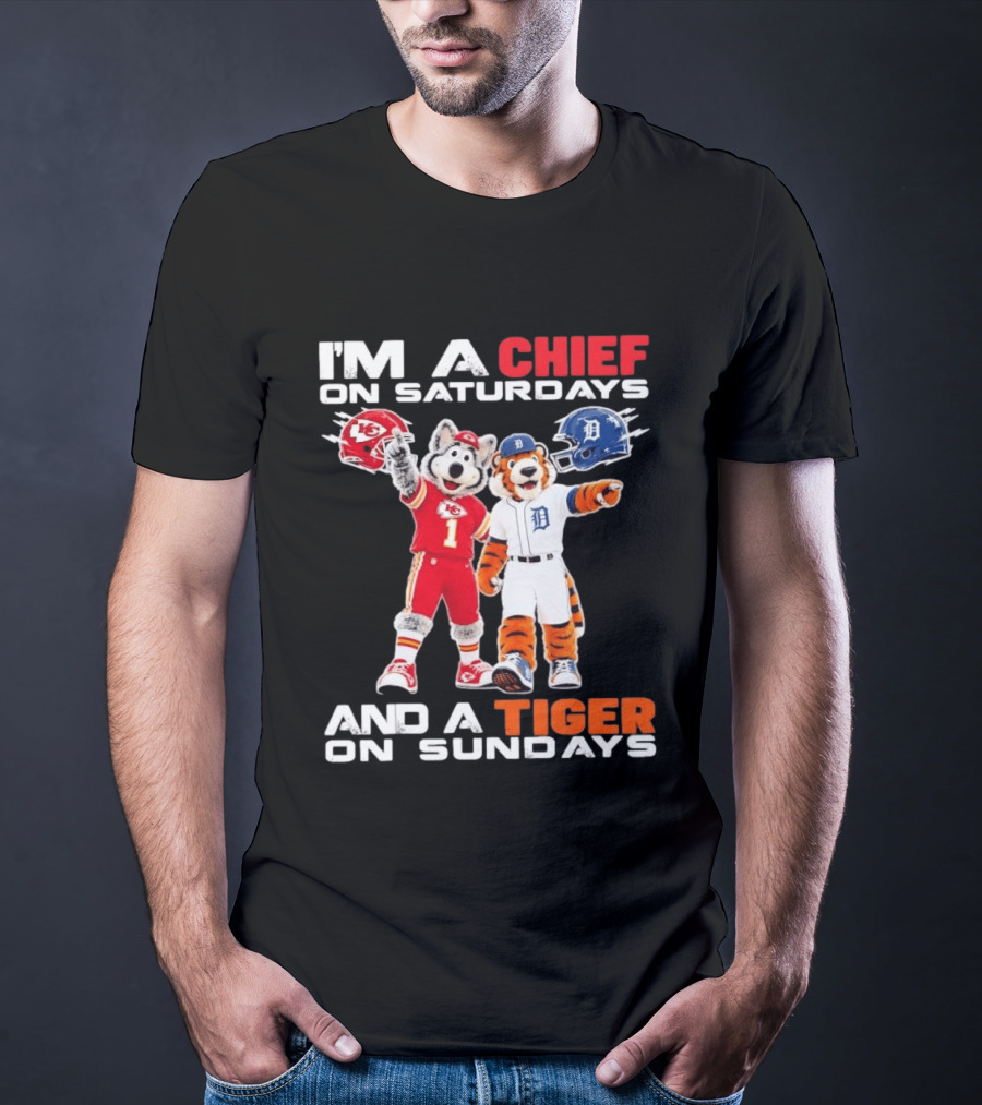 I'm A Chief On Saturdays And A Tiger On Sundays Sports Mascot Helmets T-Shirt