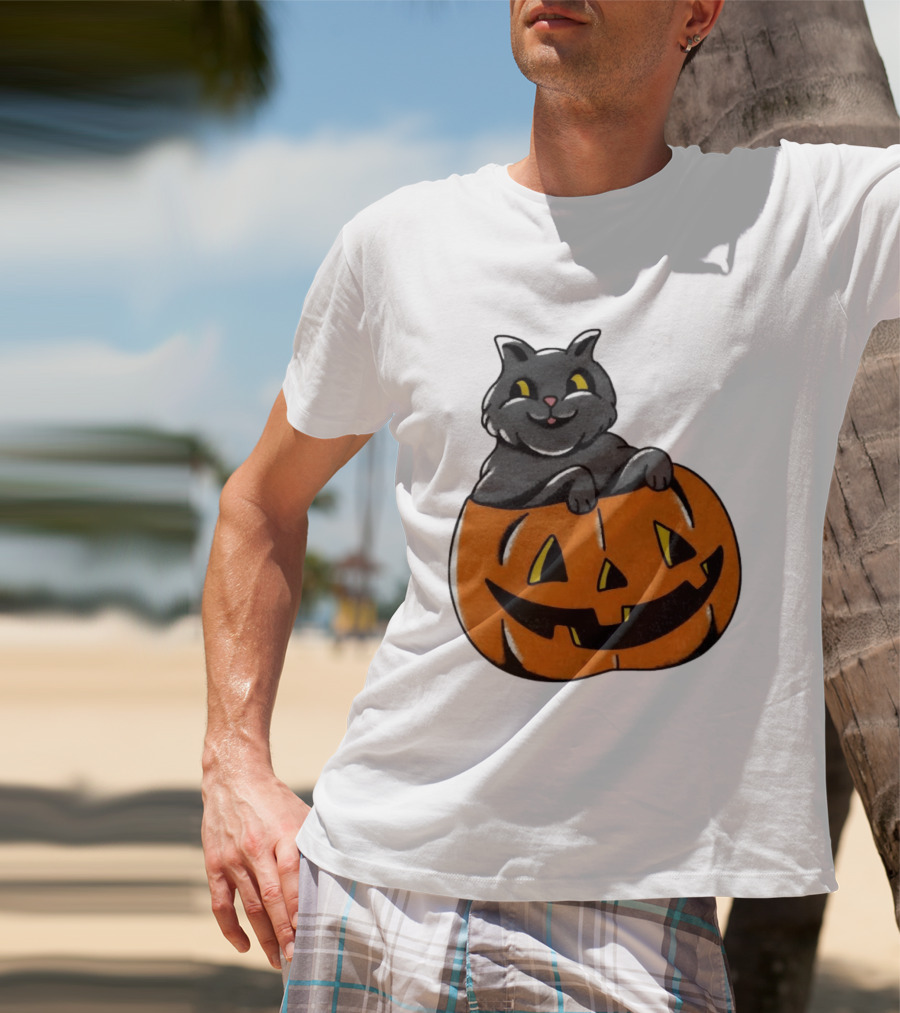 Black Cat In Jack O' Lantern Halloween Pumpkin T-Shirt