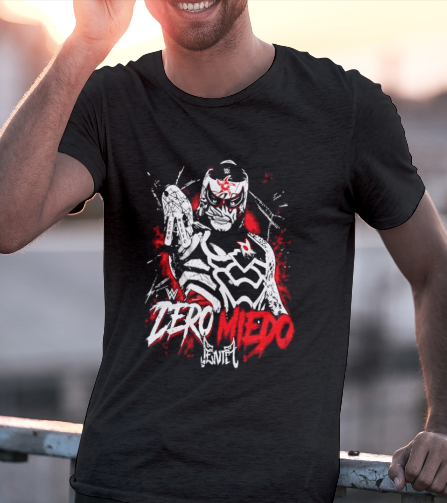 Penta El Zero Miedo Lucha Libre Hand Gesture T-Shirt