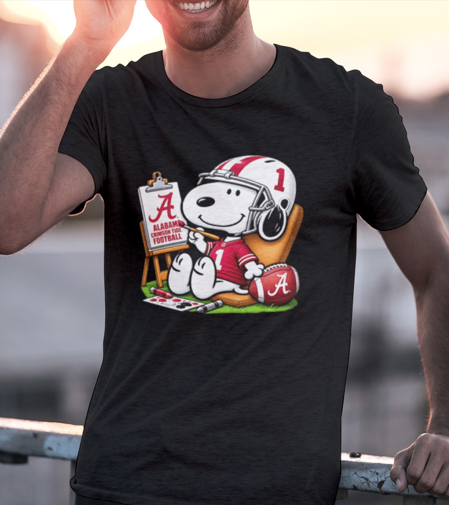 Alabama Crimson Tide Football Snoopy Painting Easel Brush Helmet Number One T-Shirt