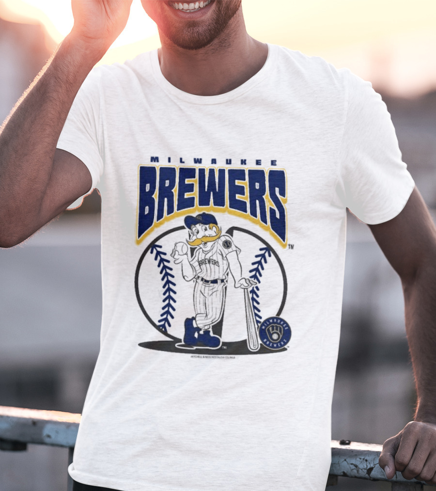 Milwaukee Brewers Retro Baseball Mascot Nostalgia T-Shirt