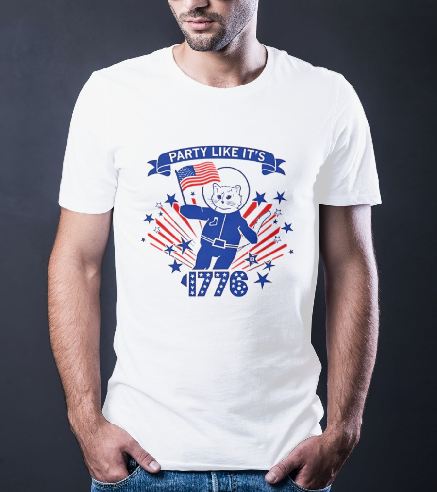 Party Like It's 1776 Cat Astronaut With Flag And Stars T-Shirt
