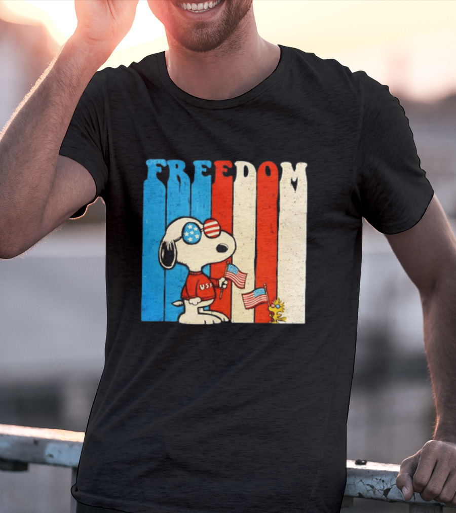 Freedom Snoopy Woodstock Peanuts USA 250th Anniversary Patriotic Celebration T-Shirt