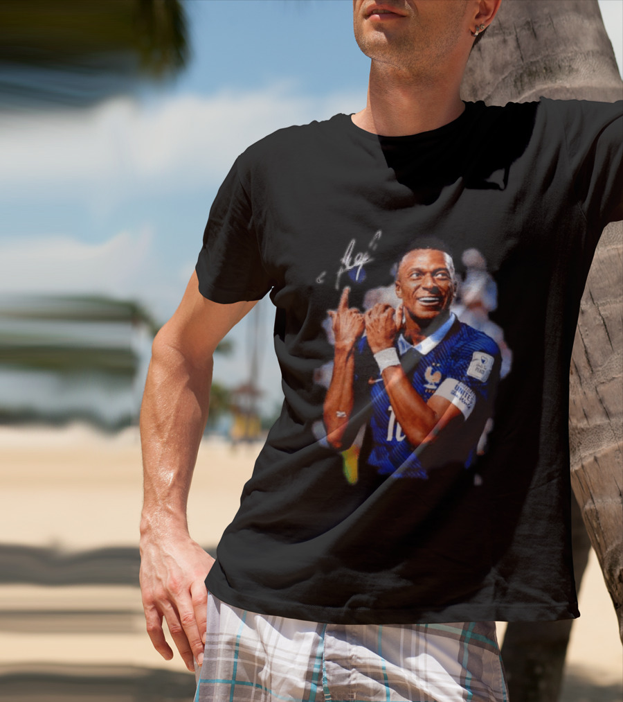 Kylian Mbappe France National Team Football World Cup Celebration T-Shirt