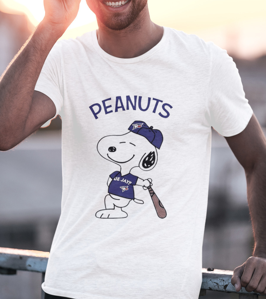 Toronto Blue Jays Peanuts Snoopy Baseball Fan T-Shirt