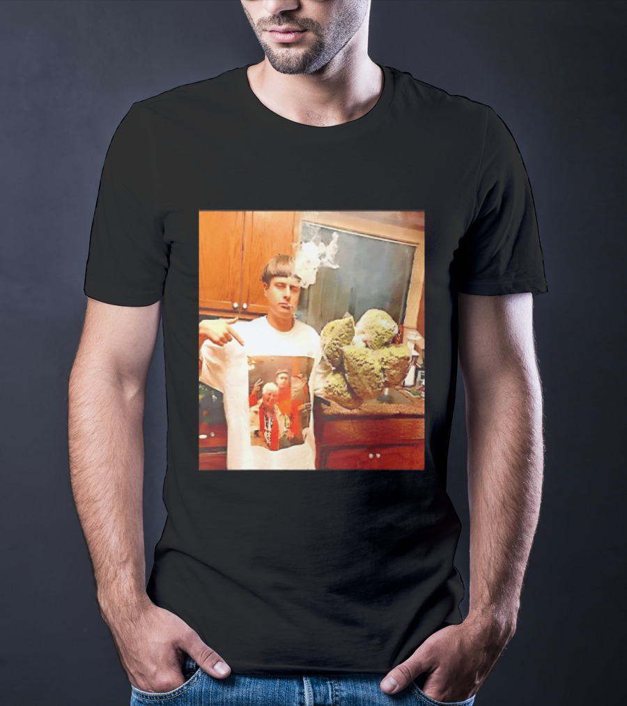 Oliver Tree Cannabis Oversized Buds And With Smoking Image T-Shirt