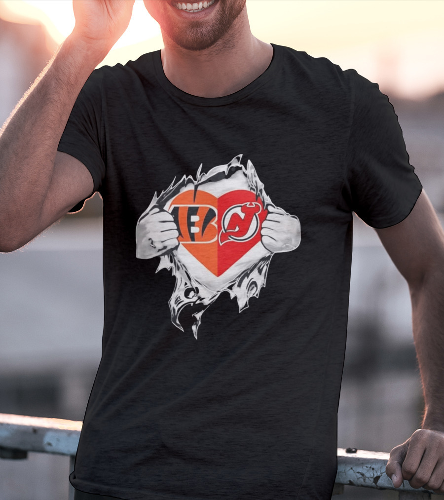 Bengals Devils Tattered Heart Shape Fan T-Shirt
