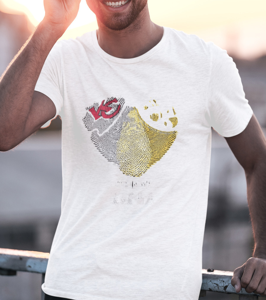 Kansas City Chiefs Iowa Hawkeyes It's In My DNA Highlights Team Passion And Heritage T-Shirt