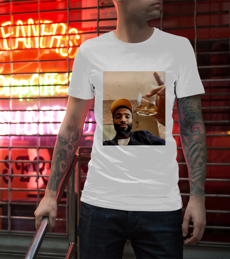 Mikal Bridges New York Knicks Live Stream Hat And Cheers Moment T-Shirt