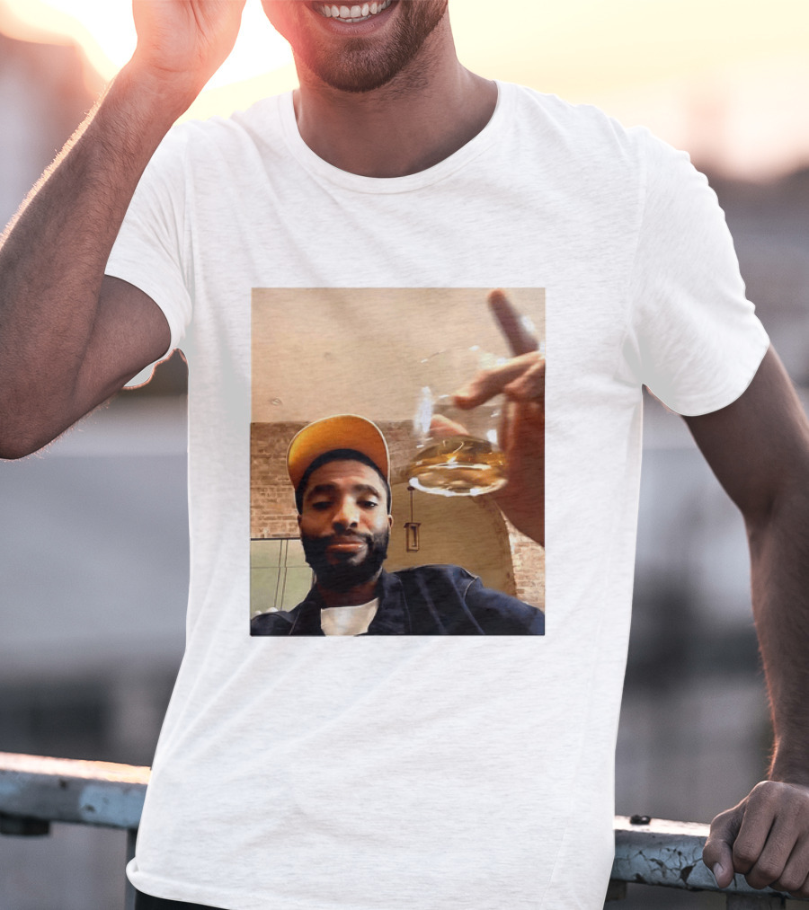 Mikal Bridges New York Knicks Live Stream Hat And Cheers Moment T-Shirt